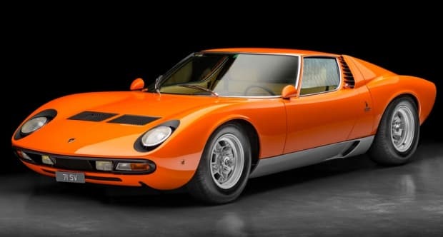 "Hamma zamonlarning eng chiroyli mashinalaridan biri." Avitoda 1971 yilda chiqarilgan Lamborghini Miura superkarini sotadi