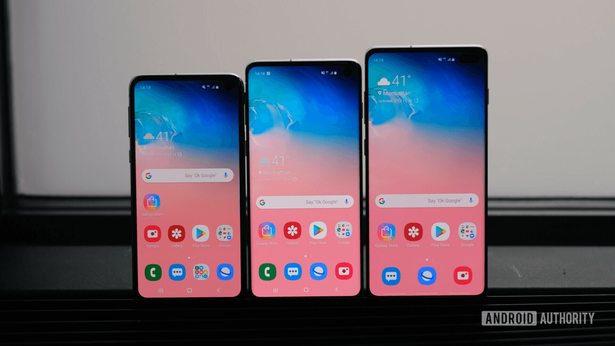 Samsung kutilmaganda Galaxy S10-ga yangilanish chiqardi
