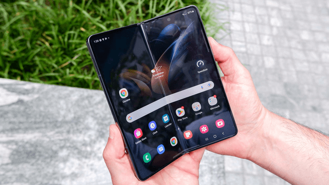 Samsungning buklanadigan smartfonlari avvalgilariga qaraganda yomonroq sotilmoqda va Galaxy S23 Galaxy S22ga qaraganda muvaffaqiyatliroq bo'lib chiqdi
