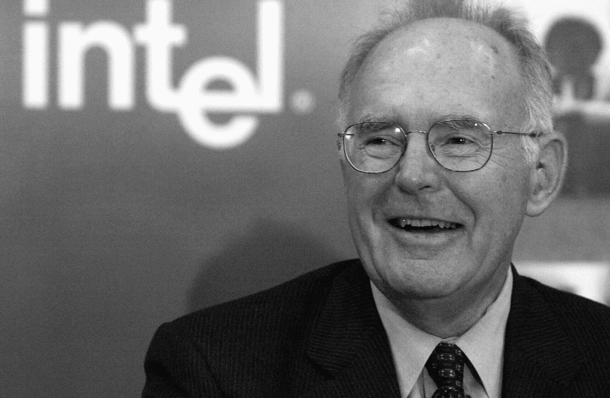 Gordon Mur vafot etdi, Intel asoschisi va Mur qonuni muallifi
