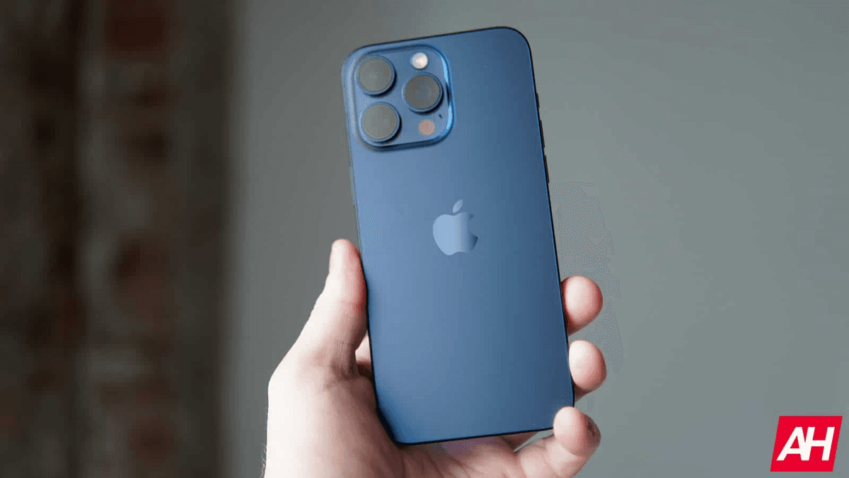 iPhone 15 dunyodagi hech bir raqobatchiga imkoniyat qoldirmagan. O‘tgan chorakda eng ko‘p sotilgan smartfonlar statistikasi e’lon qilindi