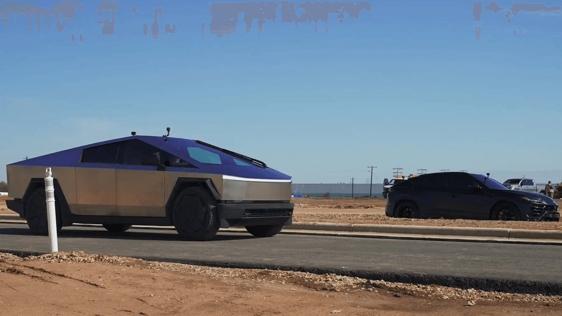 Tesla Cybertruck Lamborghini Urus bilan jang qildi
